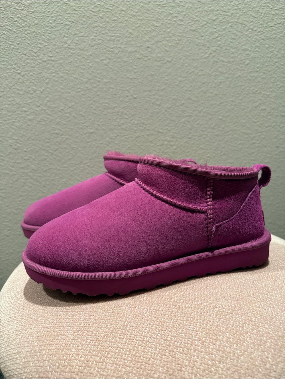 UGG women Magenta Suede Shearling Booties size 9 - Picture 4 of 8